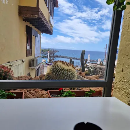 Americas And Nightlife * Playa de las Américas